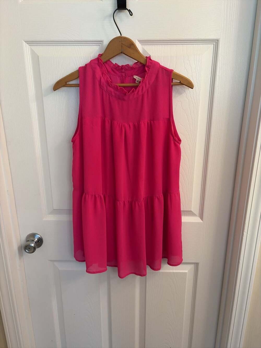Jodifl Sleeveless Mock Neck Tiered Tank Top in Fuchsia Pink